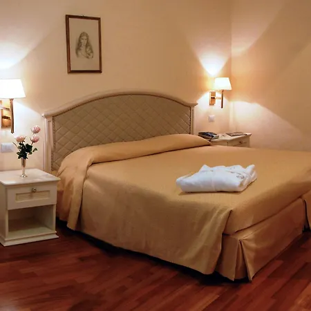 ホテル パラディソ 4*