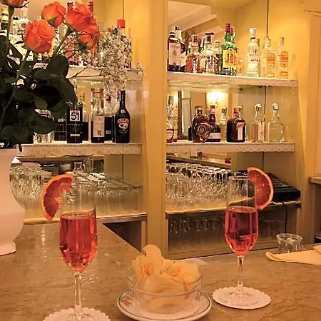 帕拉狄索酒店 酒店